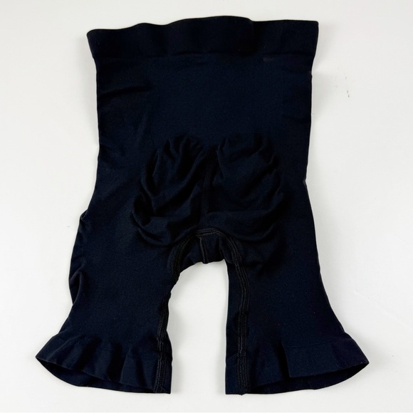 Skims Shapewear Shorts Womens Small Black High Waist Seamless Sculpting - Picture 2 of 5